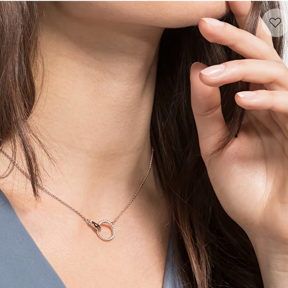 Swarovski Symbolic necklaceHand, White, Rose gold-tone plated - Picture 3 of 6